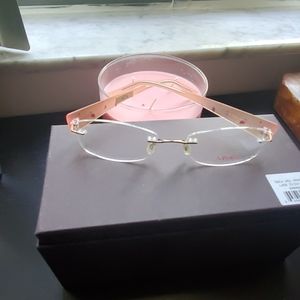 Vivid rimless frame